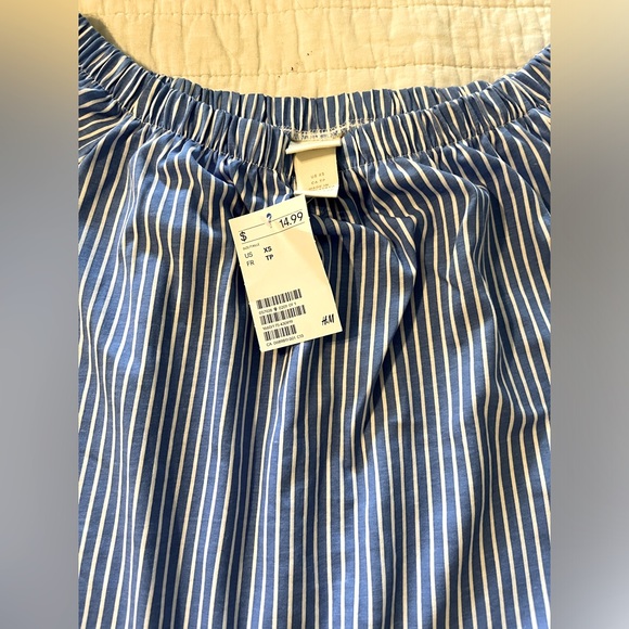 H&M off shoulder top, size xs - Picture 2 of 3